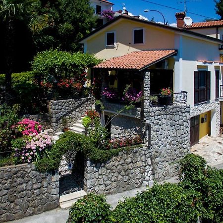 Apartment Dolores Опатия Екстериор снимка